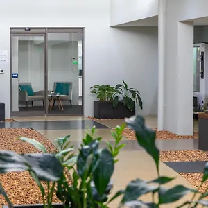 https://essence-serviced-apartments.queenslandhotels.net